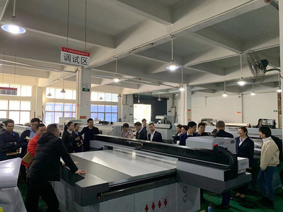 勿忘初心，共同進步 潤彩全新平板打印機業務團隊技術知識培訓與軟件開發推廣